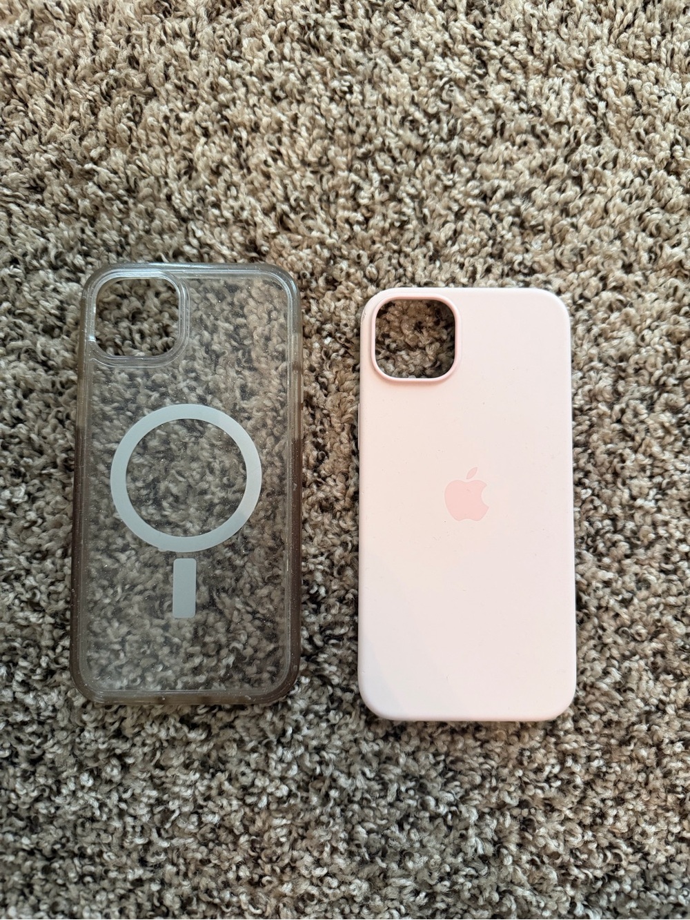 iPhone 15 Plus Pink Apple & Clear MagSafe Case Bundle